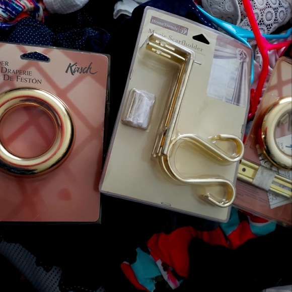 Kirsch Other - Curtain Scarfholder Lot